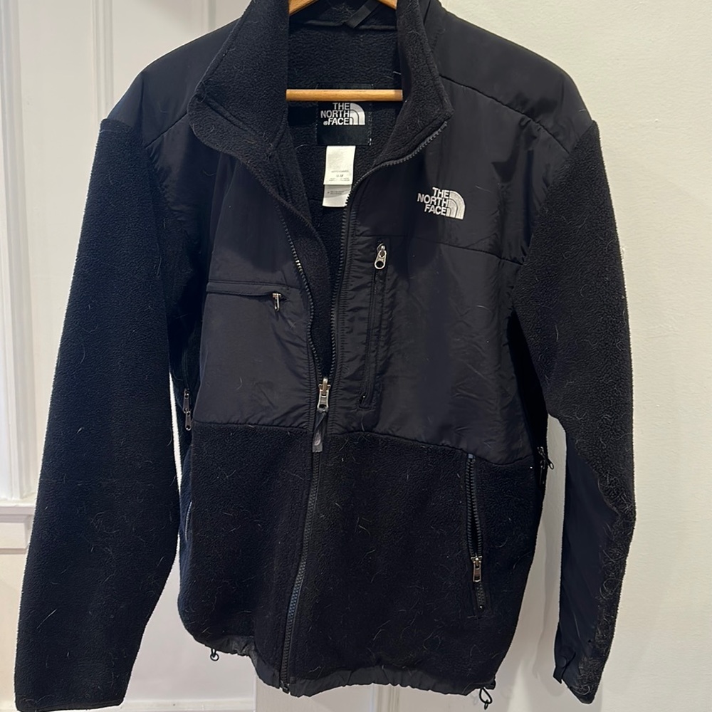 North Face  jacket zip front zipper details